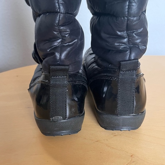 Coach Polina Black Puffer Boots Snow Rain Size 8.5 - Picture 11 of 12